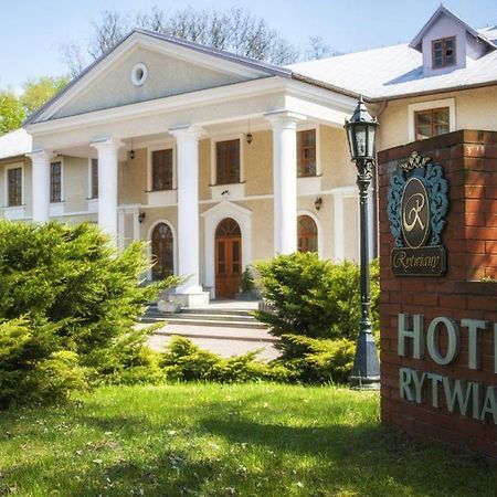 Hotel Rytwiany Palac Bagian luar foto