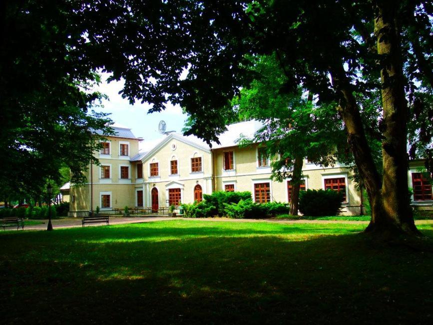 Hotel Rytwiany Palac Bagian luar foto