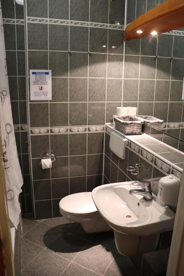 Hotel Rytwiany Palac Bagian luar foto